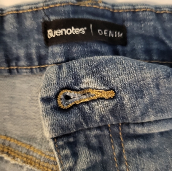 Blue Note jeans short - Picture 3 of 3